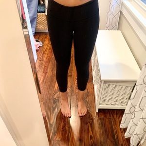 Lululemon crop black leggings